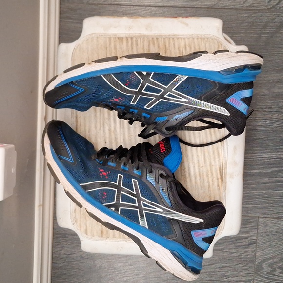 ASICS GT-2000 7 Shoes - Picture 7 of 16